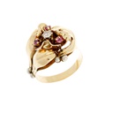 Golden-ring-with-diamond-rubies-ziedas-su-deimantu-ir-rubinais-1.JPG