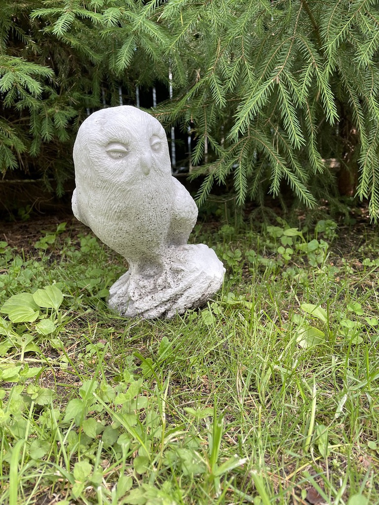 Garden sculpture